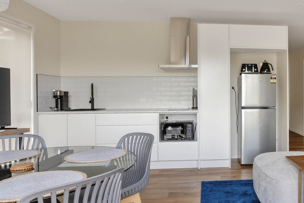 Two-bedroom apartment: Kitchenette